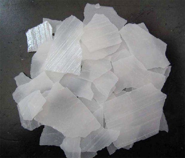 酸性廢水處理使用片堿的濃度如何配制?
